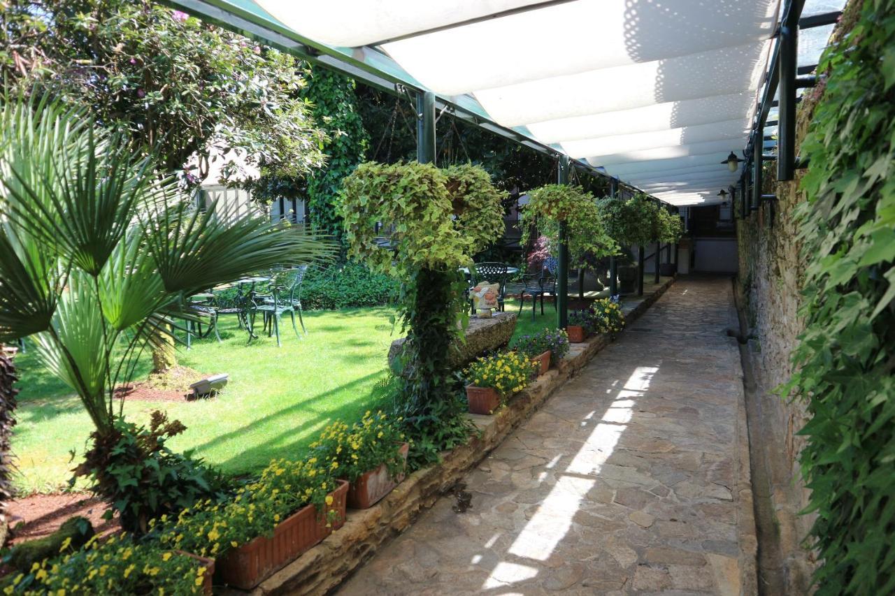 Hotel Virxe Da Cerca By Pousadas De Compostela Santiago de Compostela Luaran gambar